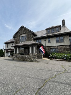 Hebert Candies & Gifts by null