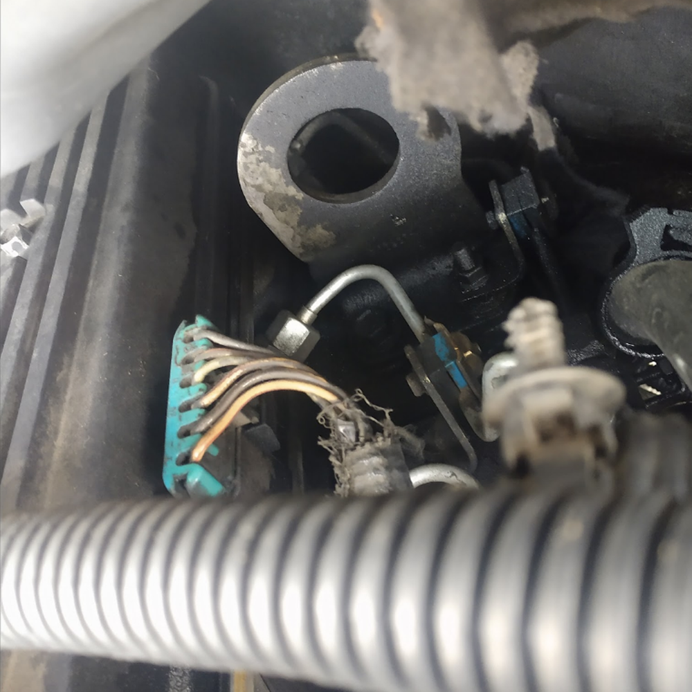 Heavy Hitters Performance - Oil leaking out new seal they installed third time - Auto Repair Near Me - Albuquerque, New Mexico Heavy Hitters Performance - Oil leaking out new seal they installed third time - Auto Repair Near Me - Albuquerque, New Mexico