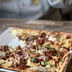 Dogtooth Bar & Grill - Barbecue Chicken Flat bread