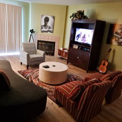 Nunez Upholstery - 2nd pic of my reupholstered furniture...my living room had an extraordinary facelift...thanks Mr. Nunez!
