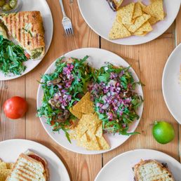 Grenzeloos - food, burrito, burritos and wraps, wraps - Koffie en thee Near Me - Maastricht, LI