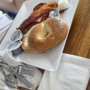 Beach Diner - Bagel and bacon - Diners Near Me - Fernandina Beach, Florida Beach Diner - Bagel and bacon - Diners Near Me - Fernandina Beach, Florida