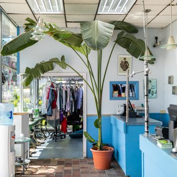 Central Tailoring - Sewing & Alterations Near Me - Weston, Massachusetts