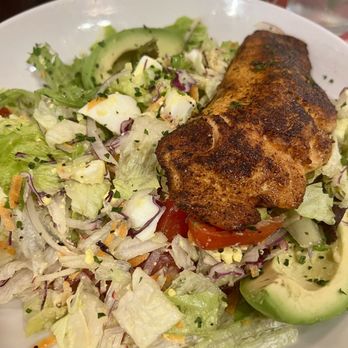 Pappadeaux Seafood Kitchen DFW - Cobb Salad with Blackened catfish - Seafood Near Me - DFW Airport, Texas Pappadeaux Seafood Kitchen DFW - Cobb Salad with Blackened catfish - Seafood Near Me - DFW Airport, Texas