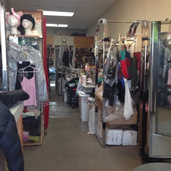Fit-Rite Alterations - Great spot for alterations and fixes. Pricing is great and quality work. - Sewing & Alterations Near Me - Bellevue, Washington Fit-Rite Alterations - Great spot for alterations and fixes. Pricing is great and quality work. - Sewing & Alterations Near Me - Bellevue, Washington