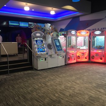 Round1 Bowling & Arcade - Sandy - Bowling and claw machines - Arcades Near Me - Sandy, Utah