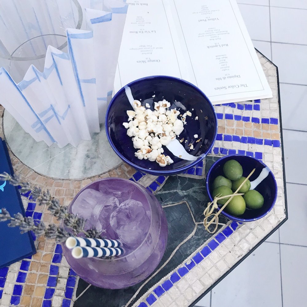 Franco's Bar - Complimentary olives and popcorn - Cafes Near Me - Positano, SA Franco's Bar - Complimentary olives and popcorn - Cafes Near Me - Positano, SA