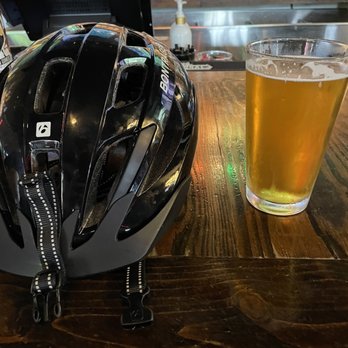 Little Woodrow's Heights - My reward after my bikeride - Sports Bars Near Me - Houston, Texas
