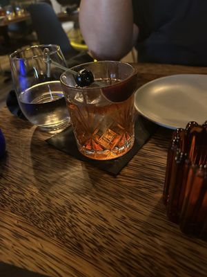 Reunion Ktchn Bar by null