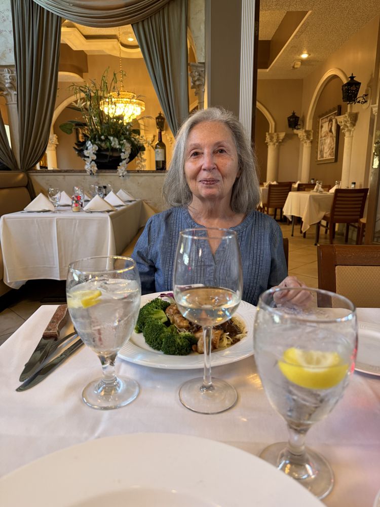 Studio M Hair Company Logo