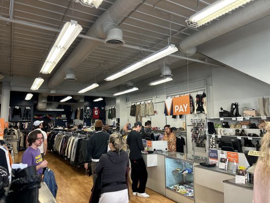 Crossroads Trading by null