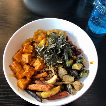Blackwall Hitch - Harvest grain bowl - New American Near Me - Baltimore, Maryland