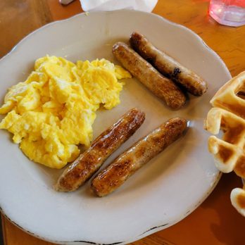 Aviator's - Breakfast & Brunch Near Me - Sacramento, California Aviator's - Breakfast & Brunch Near Me - Sacramento, California
