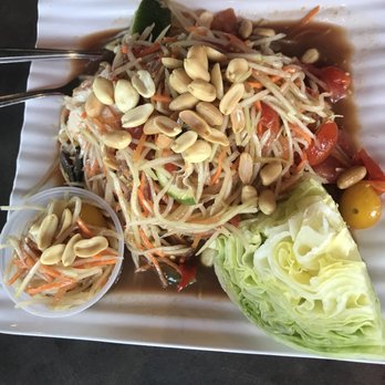 Deckhand Oyster Bar - Papaya salad with a small sample size that was less spicy - Seafood Near Me - Austin, Texas