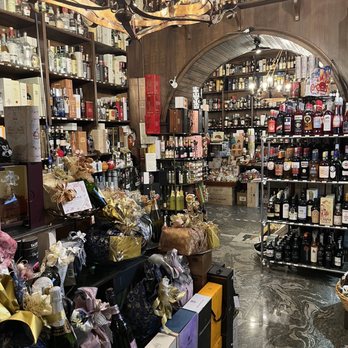 Enoteca Costantini - Wine Bars Near Me - Rome, RM