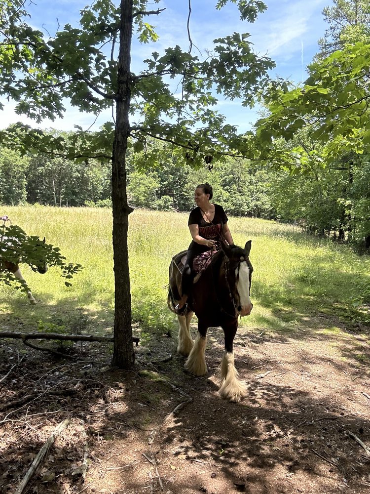 Hoof N Spur - equestrian in Mount Pleasant, NC