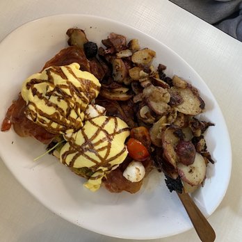 Blue Bench Brunchette - Bella Bella - Breakfast & Brunch Near Me - Boise, Idaho