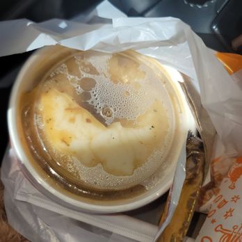 Popeyes Louisiana Kitchen - Mashed potatoes and gravy - Fast Food Near Me - Buffalo, New York Popeyes Louisiana Kitchen - Mashed potatoes and gravy - Fast Food Near Me - Buffalo, New York