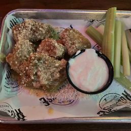 Boneless wings with celery and blue cheese Boneless wings with celery and blue cheese