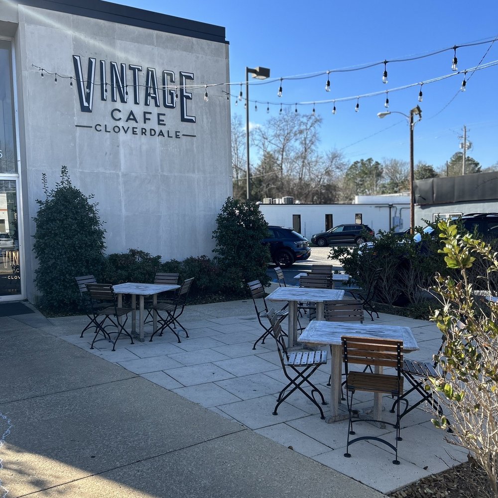 Vintage Café - Patio area - Cafes Near Me - Montgomery, Alabama