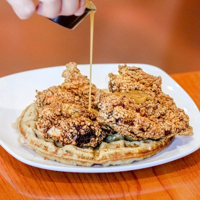 Dame's Chicken & Waffles by null