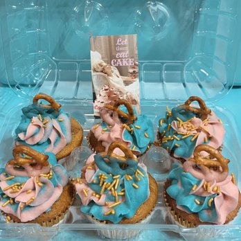Let Them Eat Cake! - Churro/vanilla cupcakes - Custom Cakes Near Me Let Them Eat Cake! - Churro/vanilla cupcakes - Custom Cakes Near Me