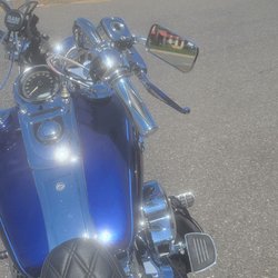 The Hog Shoppe - New grips look pretty cool