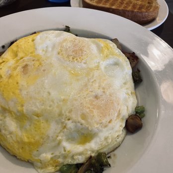 Yo Mama's - My delightful skillet. - American Near Me - Hobart, Indiana