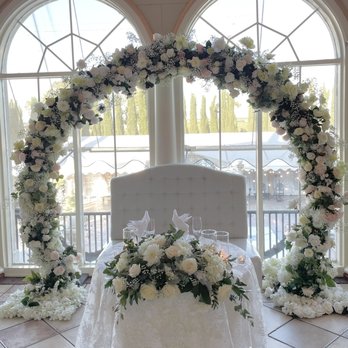 Grand Island Mansion - Moon Arch and sweetheart table Flowers & Decor by Amour Florist & Bridal - Venues & Event Spaces Near Me - Walnut Grove, California Grand Island Mansion - Moon Arch and sweetheart table Flowers & Decor by Amour Florist & Bridal - Venues & Event Spaces Near Me - Walnut Grove, California