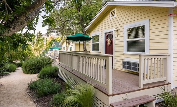 Aurora Park Cottages by null