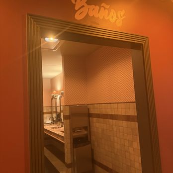 Foxtail - Cocktail Bars Near Me - Austin, Texas