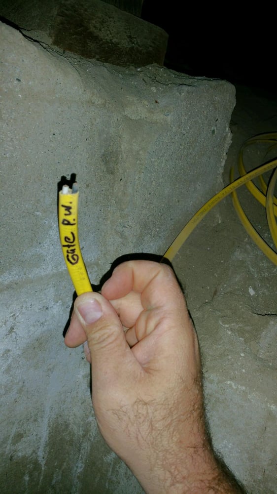 Slide of D&D Electrical Services