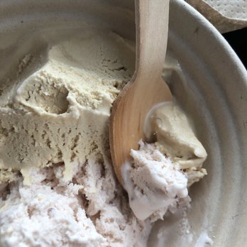 Long Beach Creamery - Found an eyelash in our burnt caramel. :( - Ice Cream & Frozen Yogurt Near Me - Long Beach, California Long Beach Creamery - Found an eyelash in our burnt caramel. :( - Ice Cream & Frozen Yogurt Near Me - Long Beach, California