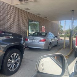 Walgreens - 25 mins and no one has moved