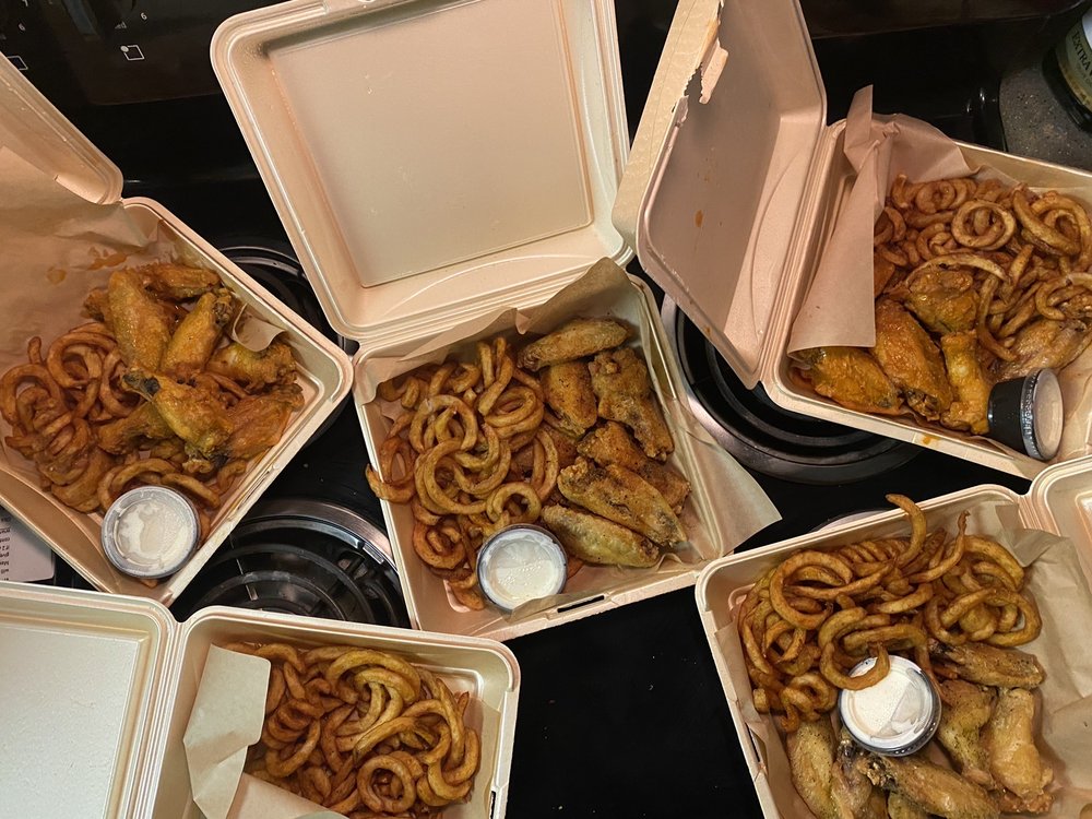 ITS JUST WINGS Updated September 2024 13 Photos & 21 Reviews 1637