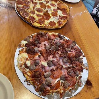 TNT Bar and Vi's Pizza - Pepperoni pizza and loaded meat pizza. - Pizza Near Me - Biwabik, Minnesota TNT Bar and Vi's Pizza - Pepperoni pizza and loaded meat pizza. - Pizza Near Me - Biwabik, Minnesota