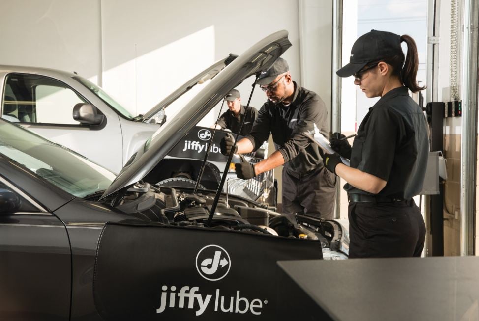 JIFFY LUBE Updated July 2024 10 Reviews 4230 Dundas Street W
