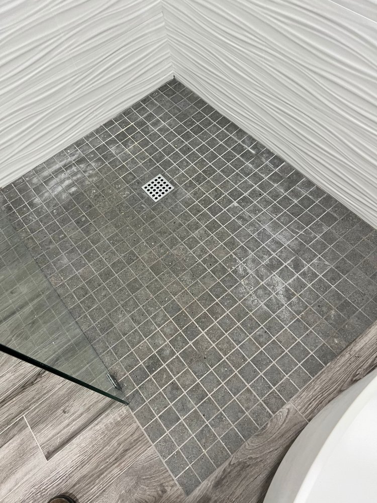 Slide of Maestros Home Services