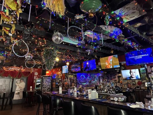 Mary Ellen's Bar & Restaurant by null
