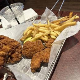 Kids Chicken Fingers & Fries for Kids Kids Chicken Fingers & Fries for Kids