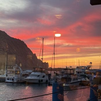 Great American Fish Company - Beautiful sunset views - Seafood Near Me - Morro Bay, California Great American Fish Company - Beautiful sunset views - Seafood Near Me - Morro Bay, California