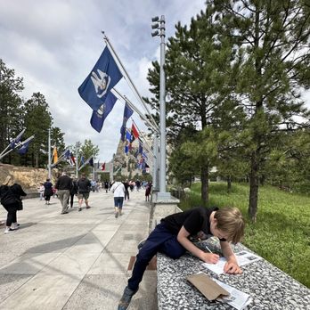Mount Rushmore National Memorial - Landmarks & Historical Buildings Near Me - Keystone, South Dakota