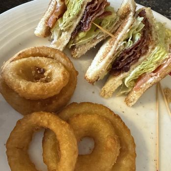 Sweet Temptations - Diners Near Me - Oneida, New York