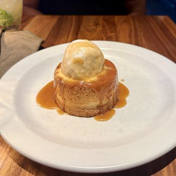 The Henry - Molten Butter Cake - New American Near Me - Carlsbad, California The Henry - Molten Butter Cake - New American Near Me - Carlsbad, California