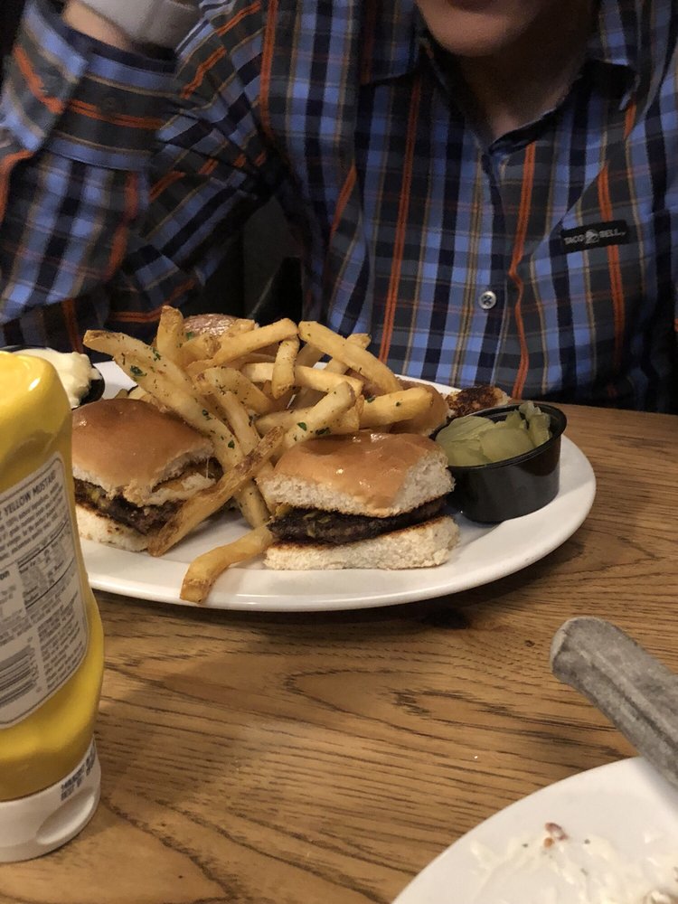 RUSTY BUCKET RESTAURANT & TAVERN 86 Photos & 111 Reviews Pubs