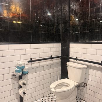 Alamo Club - New American Near Me - Dallas, Texas