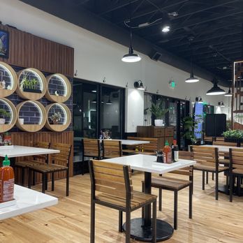 Moms Dishes - Vietnamese Near Me - Yakima, Washington