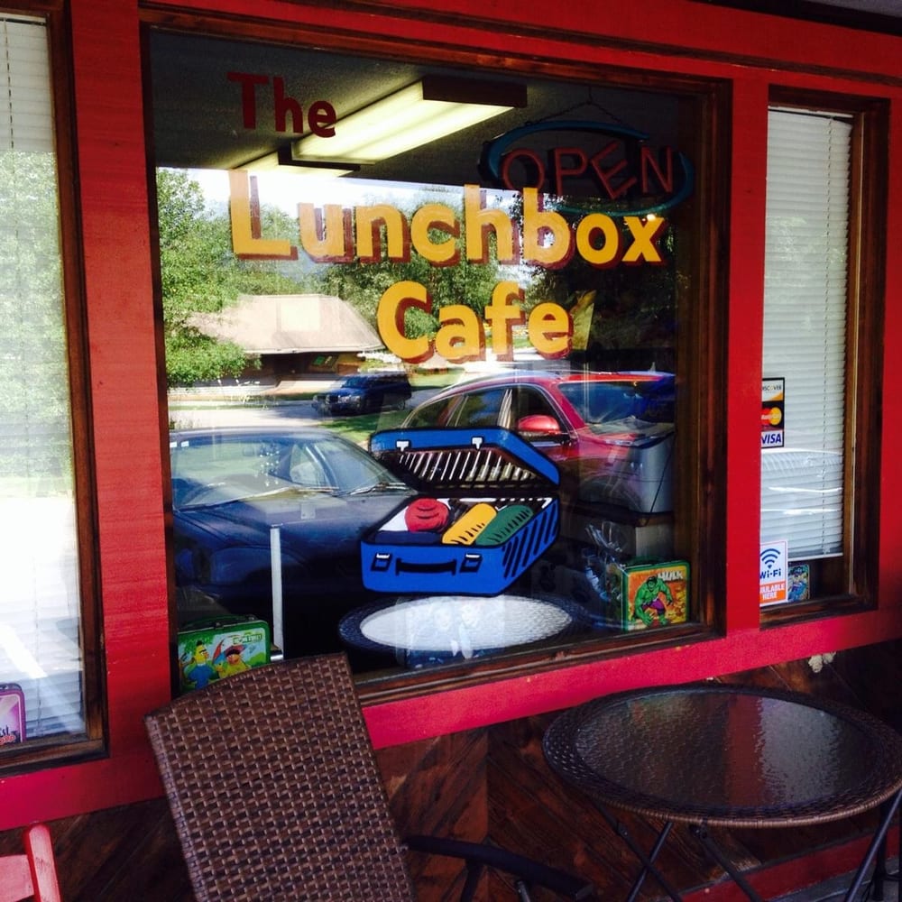 LUNCHBOX CAFE CLOSED 100 Spicewood Dr, Clyde, North Carolina