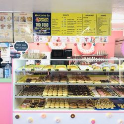 Mangum Donuts - Fresh donuts and breakfast