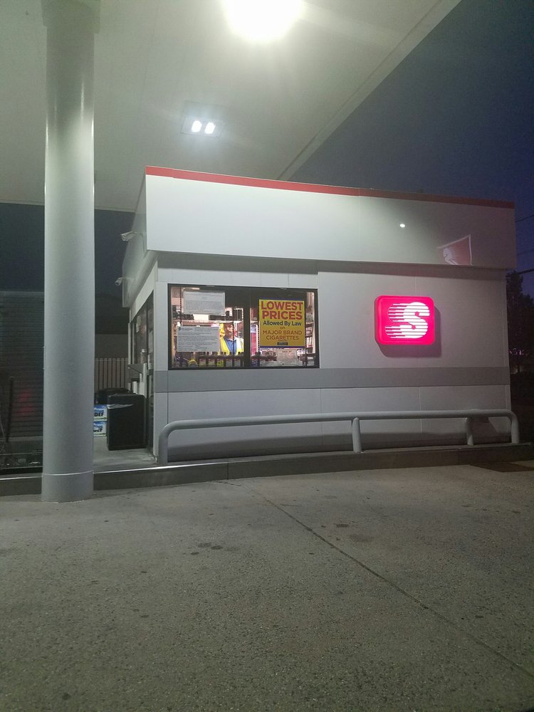 SPEEDWAY 540 W Old Country Rd, Hicksville, New York Gas Stations